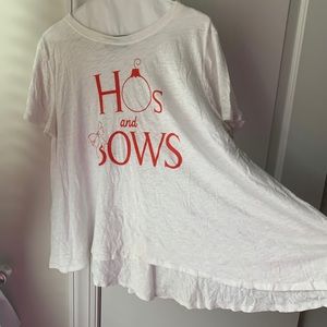 Ho’s and Bow’s Graphic Tee